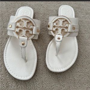 White/Gold Tory Burch Leather Sandals✨